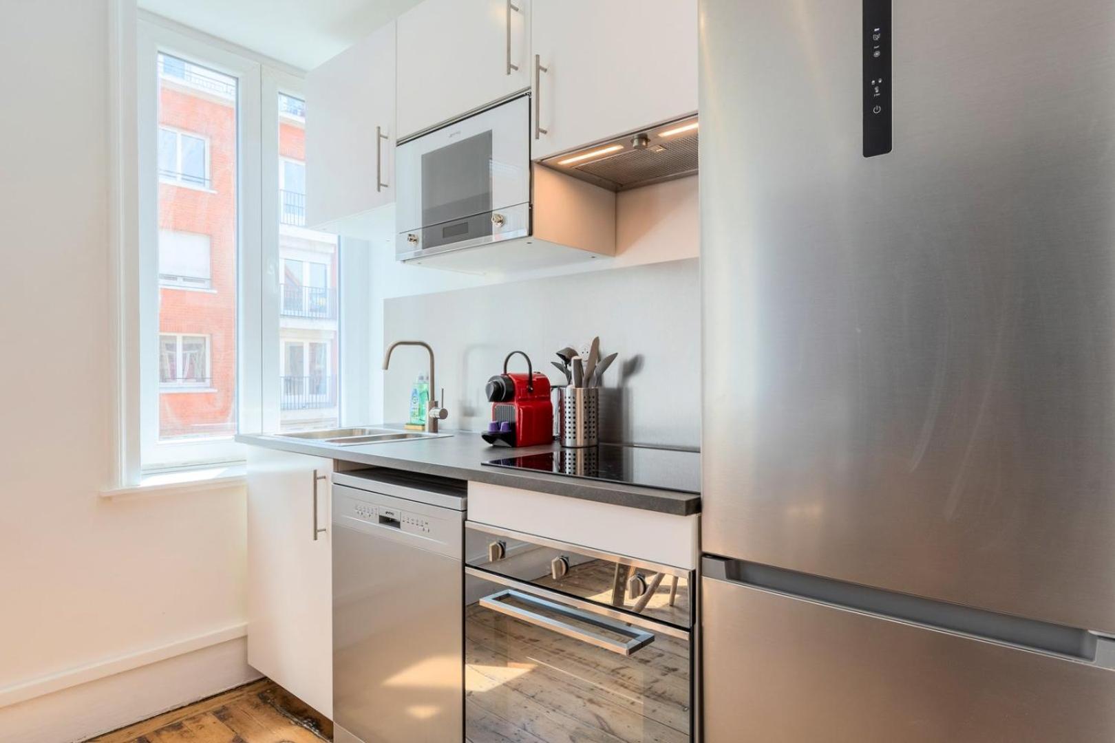 Bright 3-Bedroom 2-Bathroom Flat Lille Exterior photo