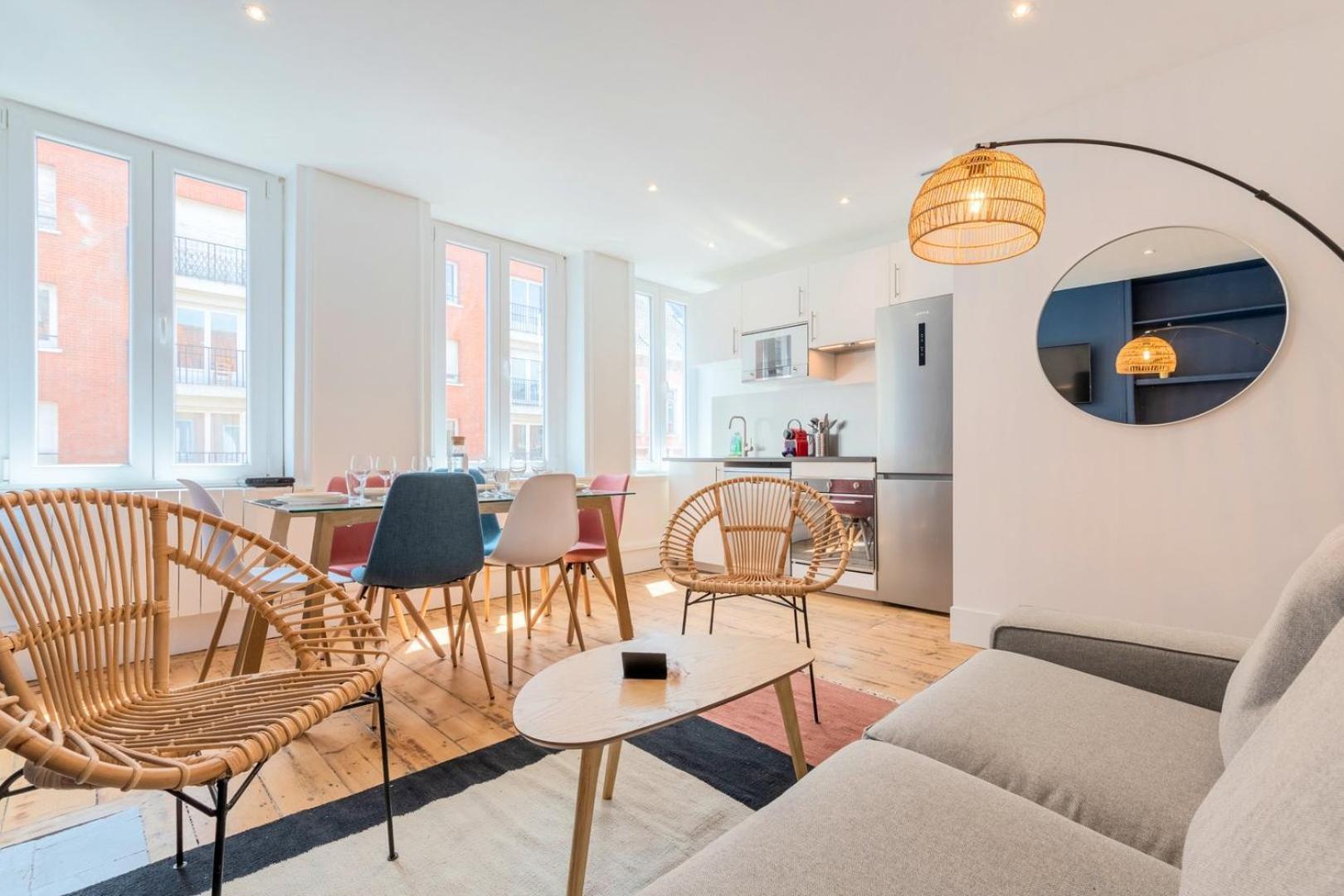 Bright 3-Bedroom 2-Bathroom Flat Lille Exterior photo